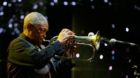 ¡La Gira Mágica de Hugh Masekela en Madrid: Una Noche de Jazz Sudafricano Inesquecible!